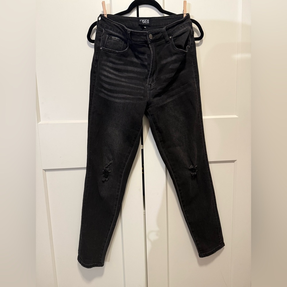 Classic Black High Rise Women's Jeans